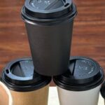 VASO NEGRO 9 0nz + TAPA NEGRA viajera  PAQ x 100 unid